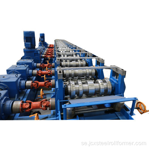 Highway guardrail forming machine